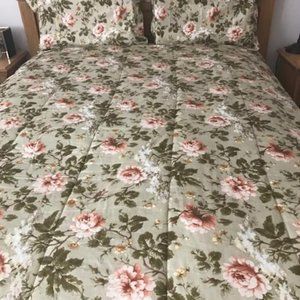 Ralph Lauren Yorkshire Rose Comforter